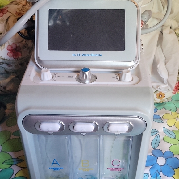 H2-O2 Water Bubble Machine #2 - Picture 1 of 4